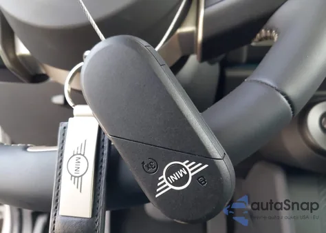 2025 Mini Hardtop Cooper S из США, поврежденный, VIN WMW53GD08S2W45886